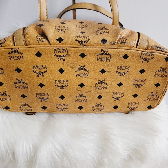 MCM Cognac crossbody - Picture 10 of 16